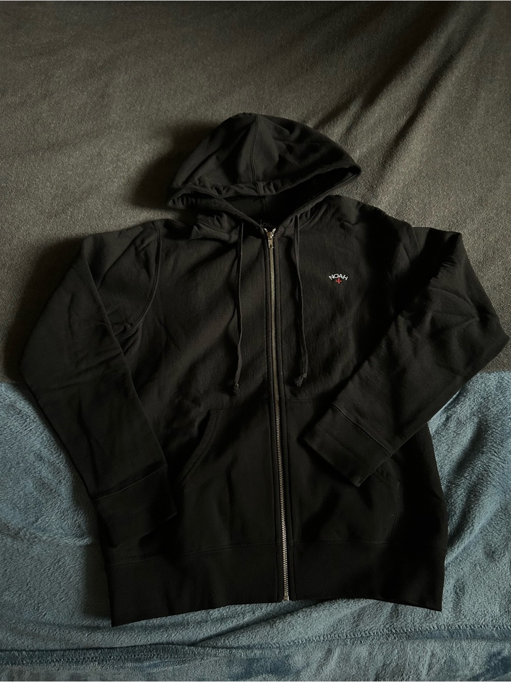 Noah NY Black Zip-Up hoodie M